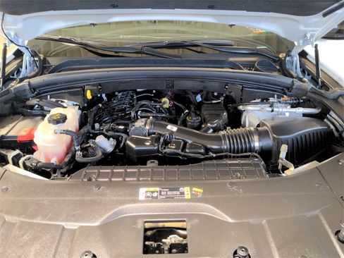 Used 2023 Jeep Grand Cherokee L Altitude image 27