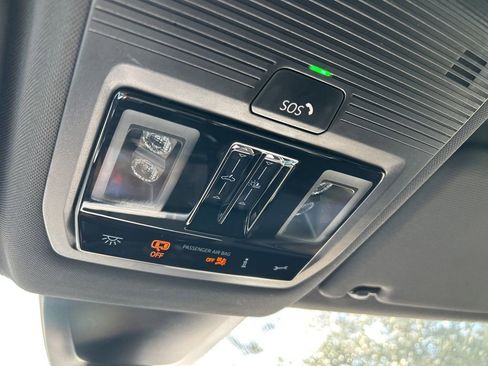 New 2026 Volkswagen Atlas Cross Sport SEL Premium R-Line image 42