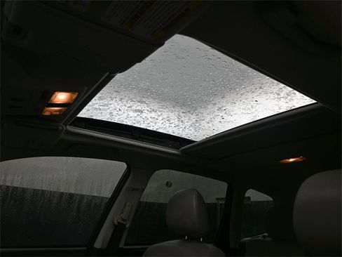 Used 2017 Subaru Forester 2.5i Premium image 10