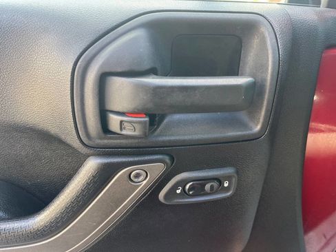 Used 2013 Jeep Wrangler Unlimited Sport image 23