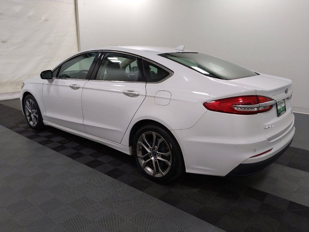 Used 2019 Ford Fusion SEL FWD image 3