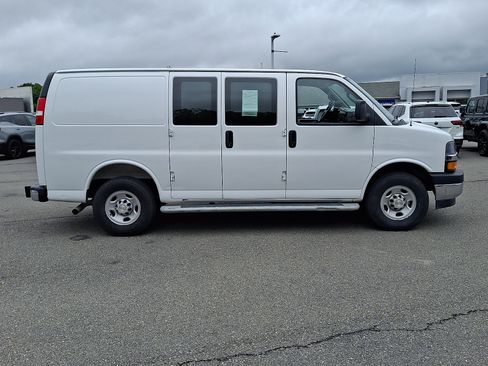 Certified 2024 Chevrolet Express 2500 w/ Driver Convenience Package RWD image 7