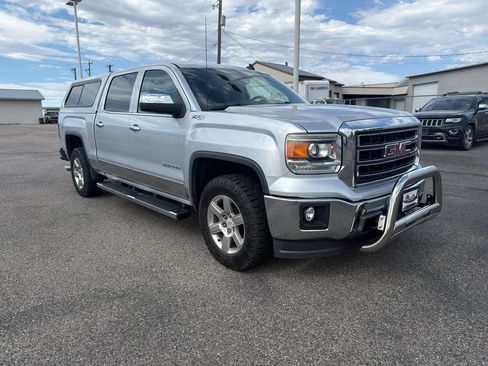 Used 2014 GMC Sierra 1500 SLT w/ Suspension Package, Off-Road AWD/4WD image 4