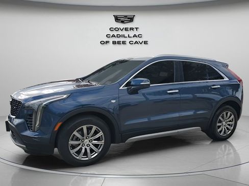 Used 2019 Cadillac XT4 Premium Luxury image 4