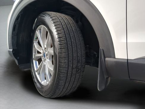 Certified 2020 Ford Explorer XLT w/ Equipment Group 202A image 65