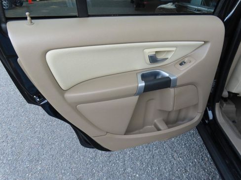Used 2013 Volvo XC90 3.2 AWD/4WD image 14