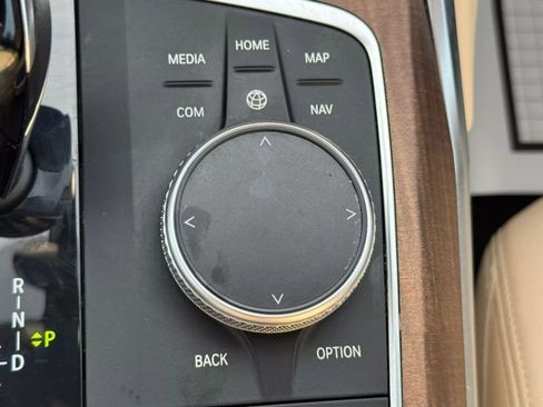 Used 2019 BMW 330i xDrive Sedan w/ Premium Package image 27