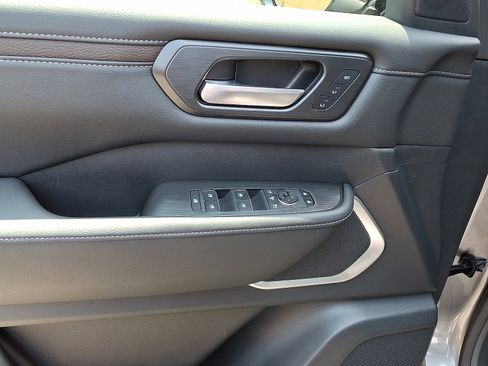 New 2025 Nissan Armada Platinum w/ Convenience Package image 8