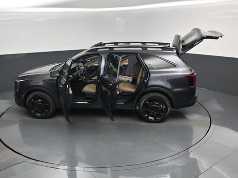 Certified 2026 Kia Sorento SX Prestige w/ Olive Brown Leather Package AWD/4WD image 17