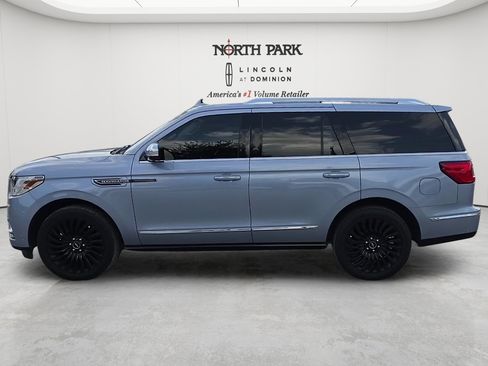 Used 2020 Lincoln Navigator Black Label w/ Cargo Convenience Package AWD/4WD image 2