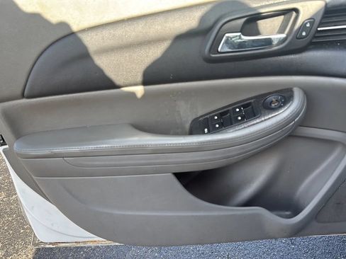 Used 2014 Chevrolet Malibu LT FWD image 9