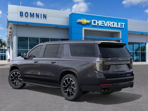 New 2026 Chevrolet Suburban RST RWD image 4