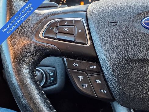 Used 2017 Ford Escape SE w/ Equipment Group 201A image 30