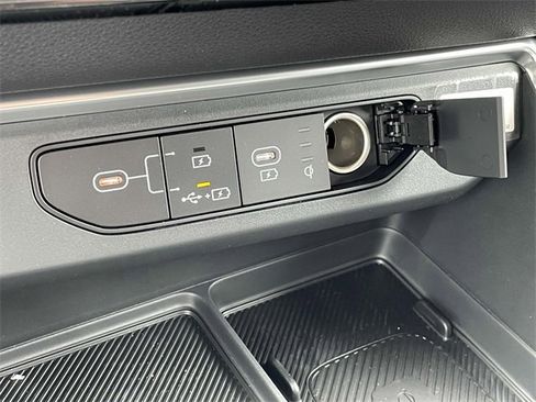 New 2026 Kia Carnival SX Prestige image 37