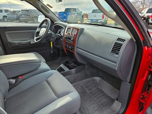 Used 2005 Dodge Dakota SLT w/ Trailer Tow Group image 26