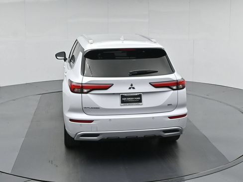 Used 2024 Mitsubishi Outlander SEL FWD image 39