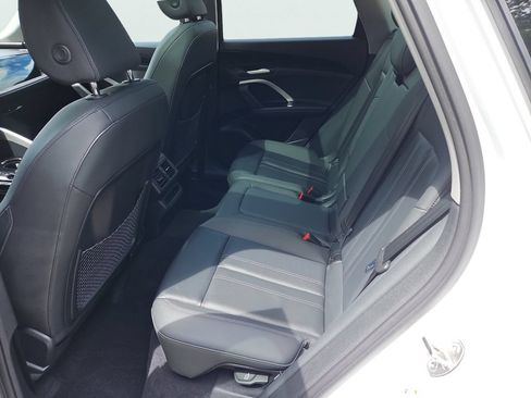 Certified 2025 Audi Q5 Premium w/ Convenience Package AWD/4WD image 34
