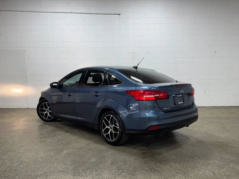 Used 2018 Ford Focus SEL w/ Cold Weather Package FWD image 5