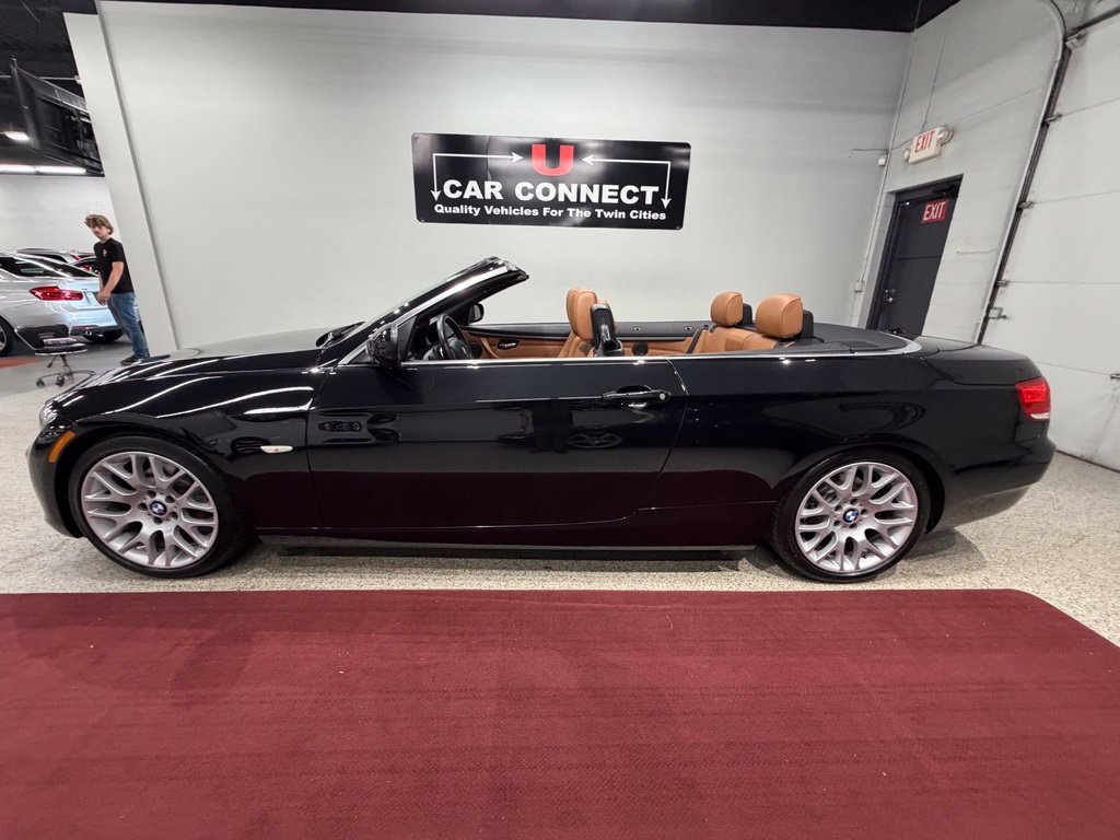 Used 2010 BMW 328i Convertible RWD image 19