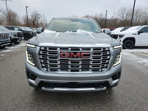 New 2026 GMC Yukon Denali w/ Sun & Power Step Package image 2