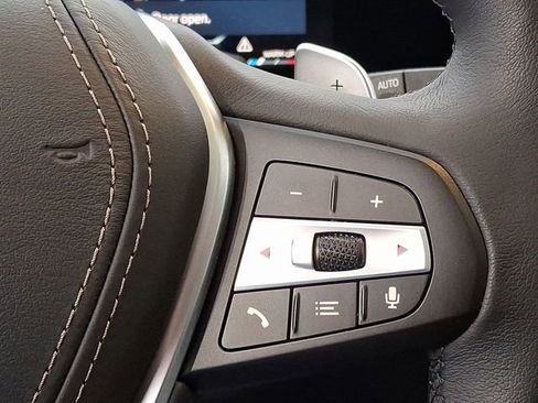 Certified 2025 BMW X5 xDrive40i w/ Executive Package image 26