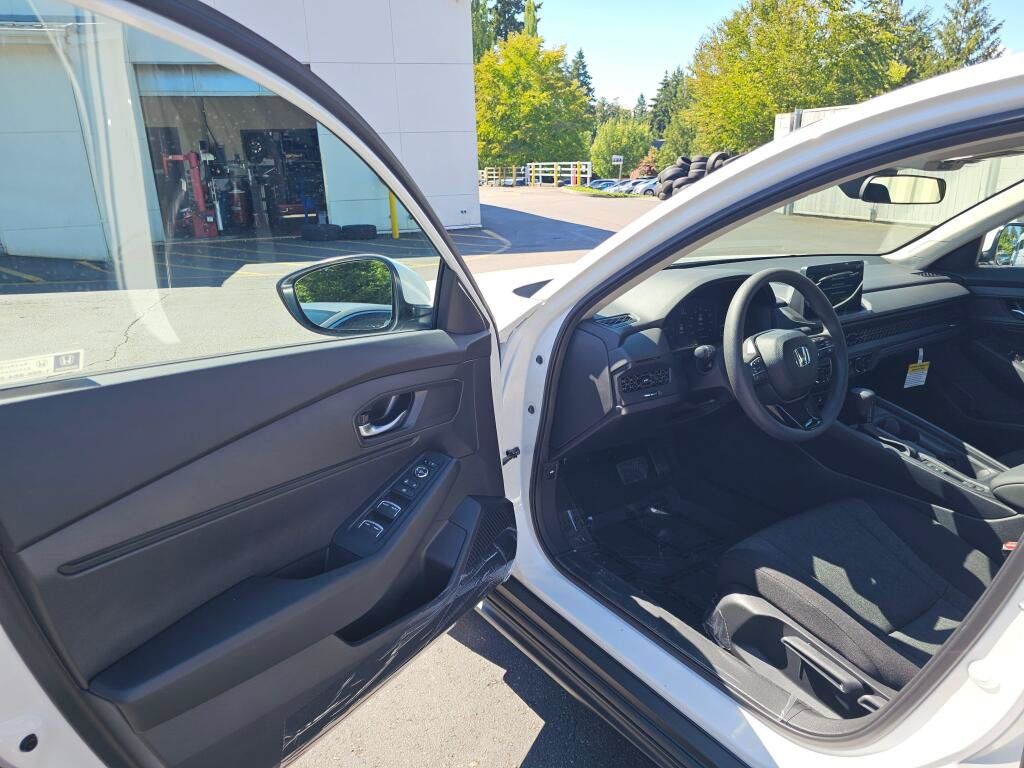 New 2026 Honda Accord LX image 23