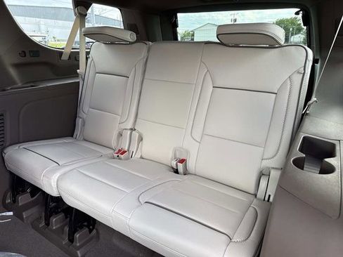 New 2026 GMC Yukon XL Denali w/ Denali Reserve Package AWD/4WD image 19