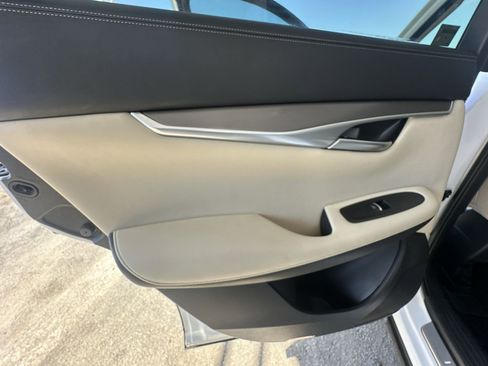 Used 2022 INFINITI QX50 Luxe image 31