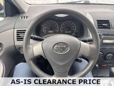 Used 2010 Toyota Corolla LE image 8