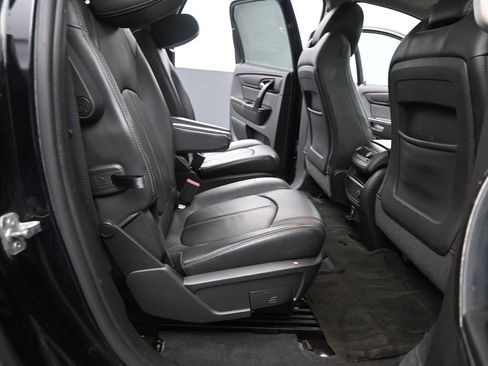 Used 2017 GMC Acadia Limited SLT image 16