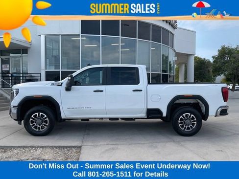 Used 2025 GMC Sierra 3500 Pro AWD/4WD image 2