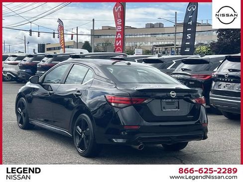 Certified 2023 Nissan Sentra SR w/ Midnight Edition Package FWD image 6