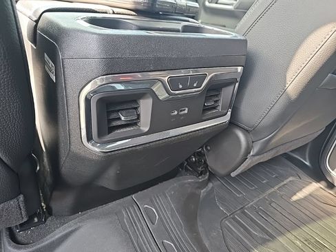 Used 2025 GMC Sierra 2500 Denali w/ Denali Reserve Package AWD/4WD image 17