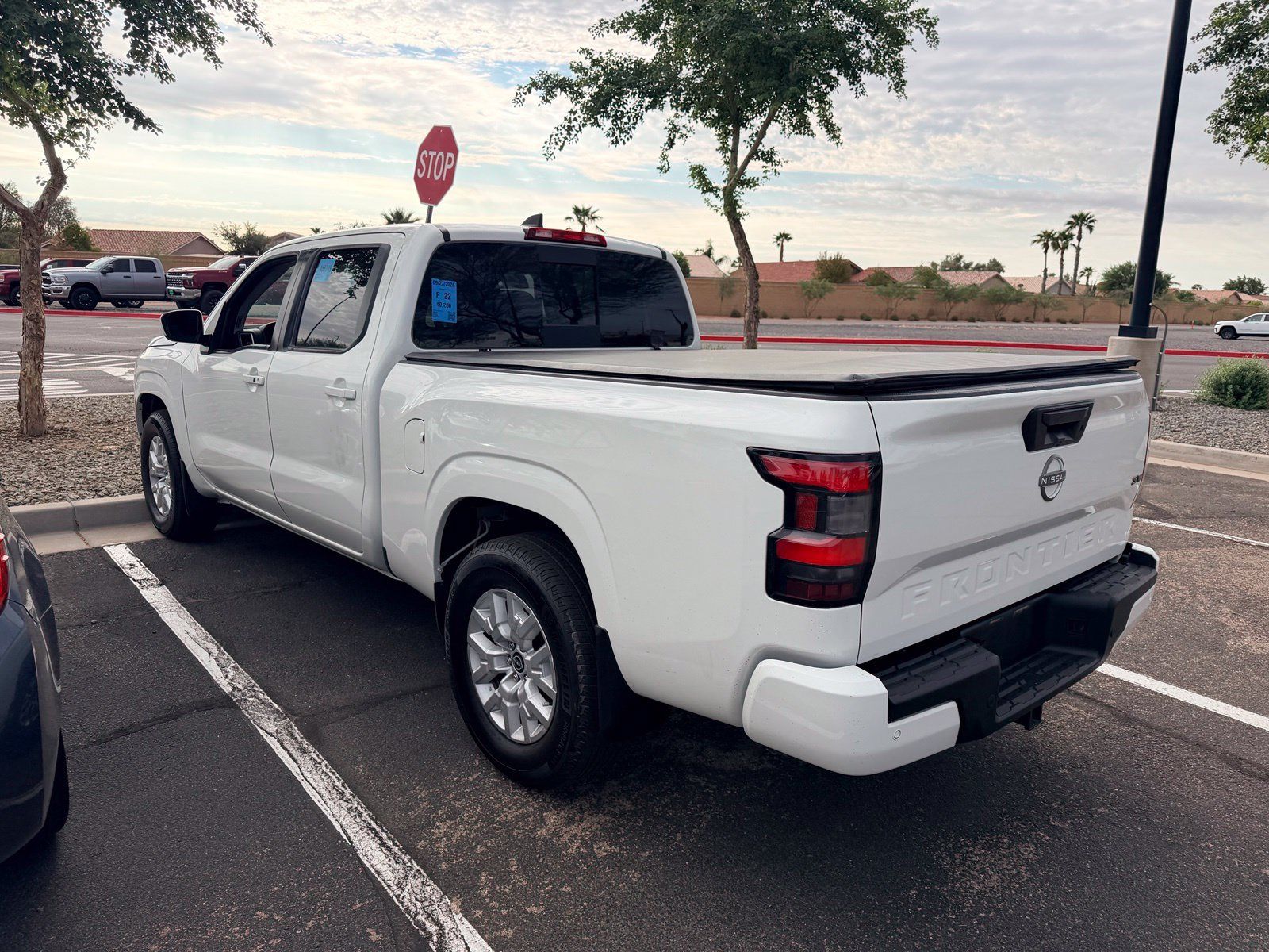 Used 2024 Nissan Frontier SV w/ Technology Package RWD image 2