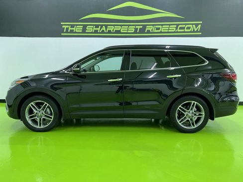 Used 2017 Hyundai Santa Fe FWD image 6