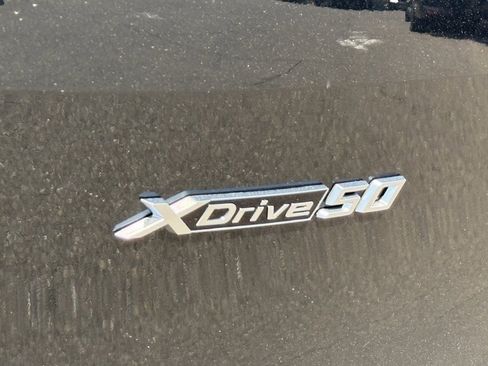 Used 2025 BMW iX xDrive50 w/ Premium Package image 14