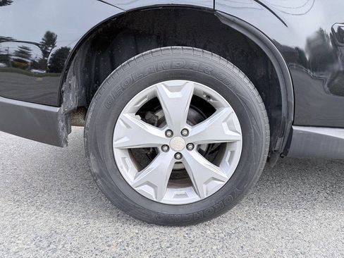 Used 2016 Subaru Forester 2.5i Limited AWD/4WD image 8