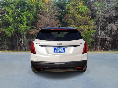 Used 2024 Cadillac XT5 Premium Luxury w/ Technology Package FWD image 17