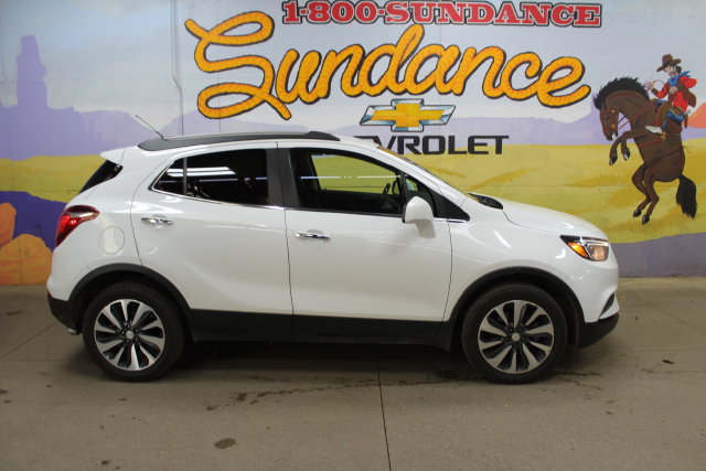 Used 2021 Buick Encore Preferred AWD/4WD image 1
