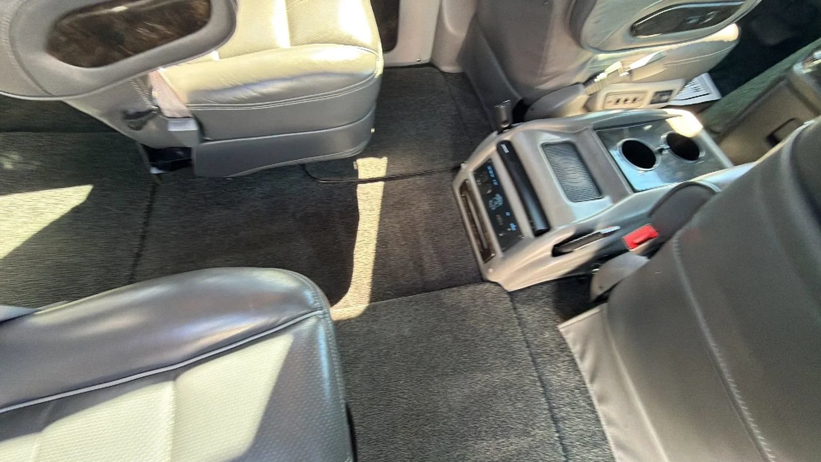 Used 2019 GMC Savana 2500 w/ Enhanced Convenience Package RWD image 67