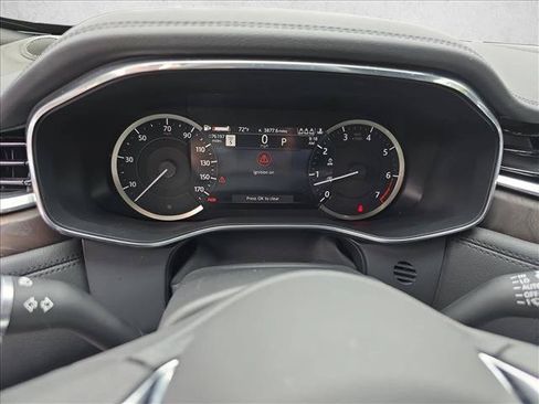 Used 2022 Jaguar F-PACE S AWD/4WD image 20