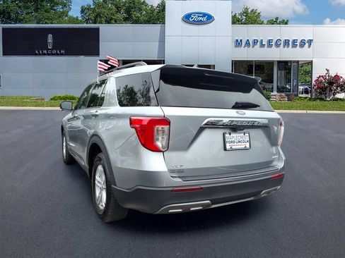 Certified 2023 Ford Explorer XLT w/ Equipment Group 202A AWD/4WD image 3
