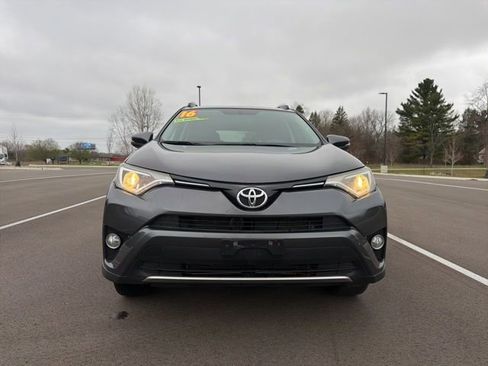 Used 2016 Toyota RAV4 XLE image 8