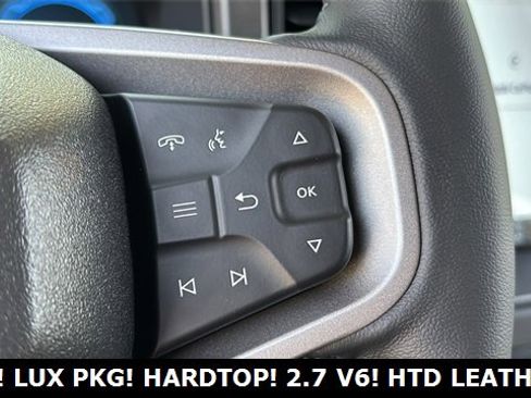 New 2025 Ford Bronco Badlands image 18