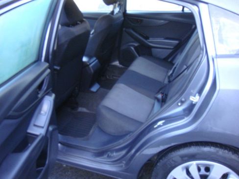 Used 2020 Subaru Impreza 2.0i image 12