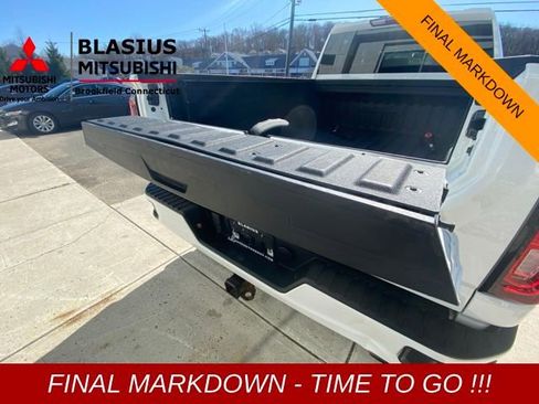 Used 2022 GMC Sierra 3500 AT4 w/ Gooseneck/5TH Wheel Package image 23