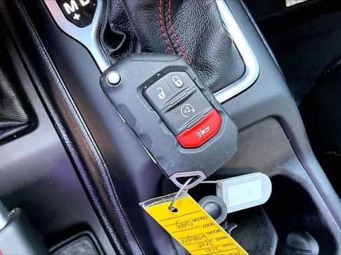 Used 2021 Jeep Wrangler Unlimited Rubicon AWD/4WD image 19