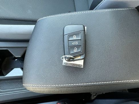 Used 2024 Volkswagen Taos S AWD/4WD image 7