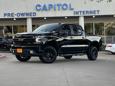 Used 2021 Chevrolet Silverado 1500 LT Trail Boss w/ Convenience Package II image 1