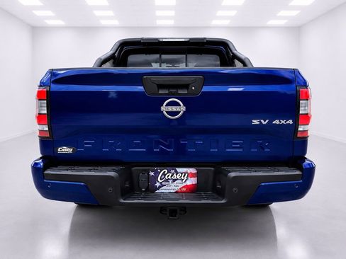 Used 2022 Nissan Frontier SV AWD/4WD image 10